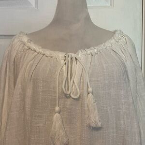 Kyemi White Tassel Top